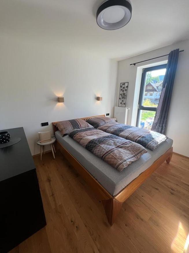 Luxusni Apartman Grand V Centru Harrachova Se Soukromou Mega Terasou, S Privatnim Parkovanim Zdarma, S Moznosti Dobijeni Wallbox Ev A Vyhledem Na Harrachovsky Kostelicek المظهر الخارجي الصورة